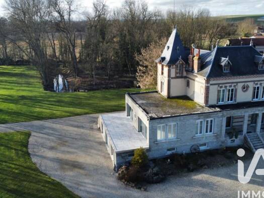 Maison à vendre 349 000 € 8 pièces 5 chambres 226 m² 10 561 m² de terrain Esclavolles-Lurey 51260