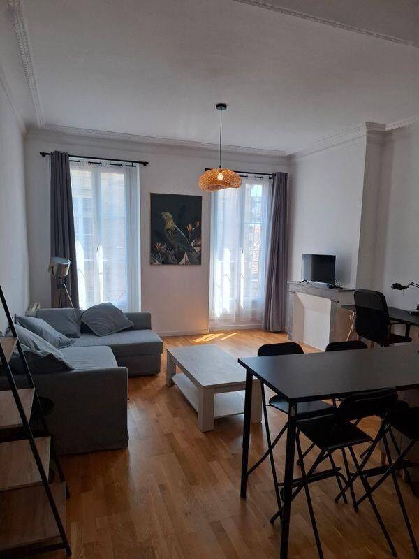 Appartement 2 pièces 56 m² · à Bordeaux · 56 m² · 1 030 €