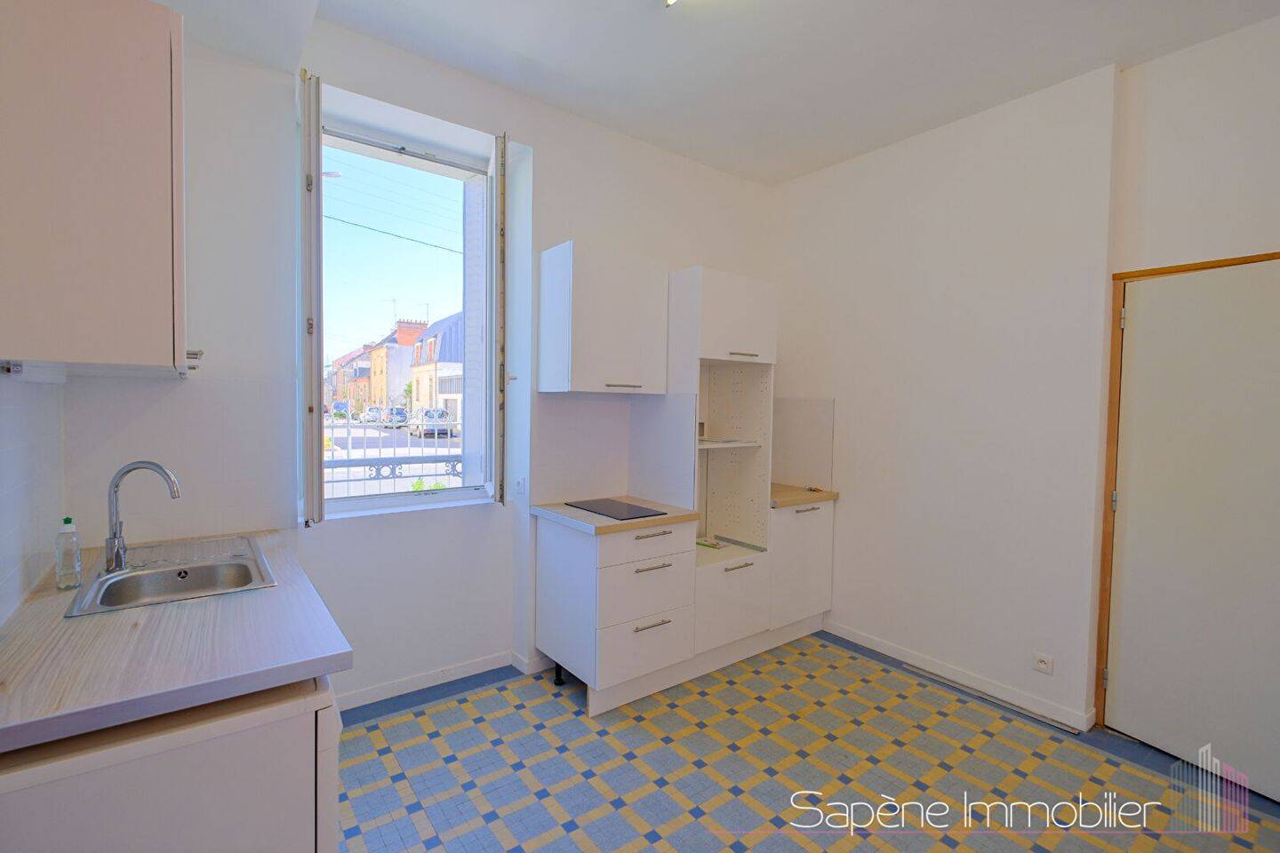 Appart/Maison T3  RENNES SACRE COEUR — 2