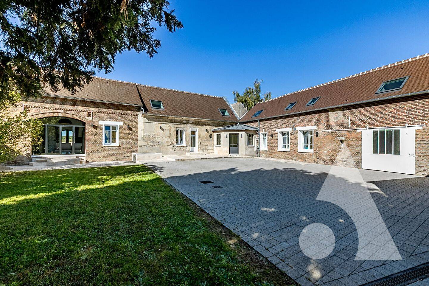 Maison 8 pièces 200 m² · à Le Meux · 200 m² · 639 000 €