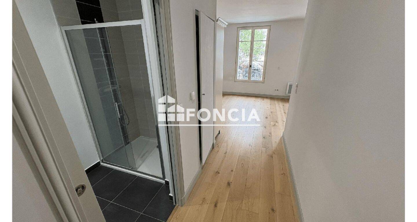 Appartement 1 pièce 28 m² · à Garches · 28 m² · 871 €