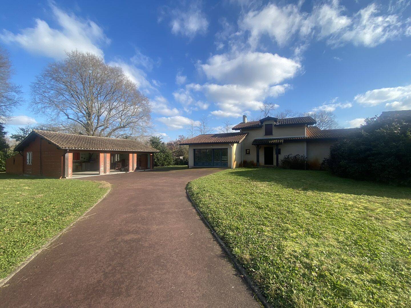 Maison 7 pièces 200 m² · à Pessac · 200 m² · 785 000 €