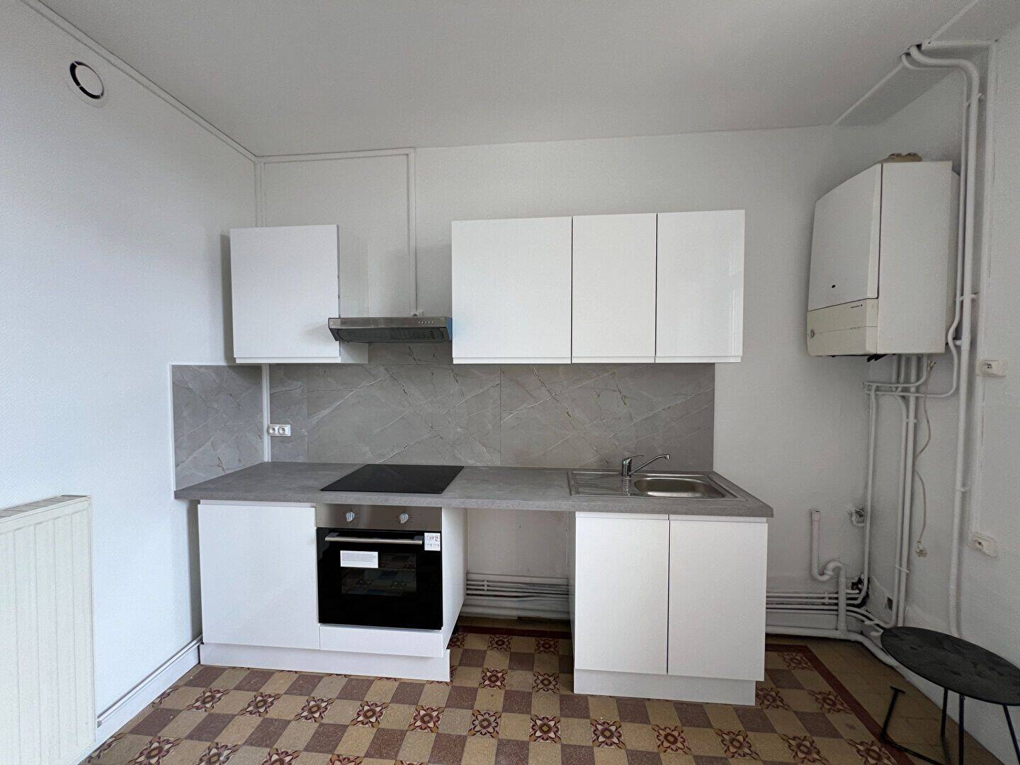Appartement 2 pièces 53 m² · à Roanne · 52,8 m² · 390 €