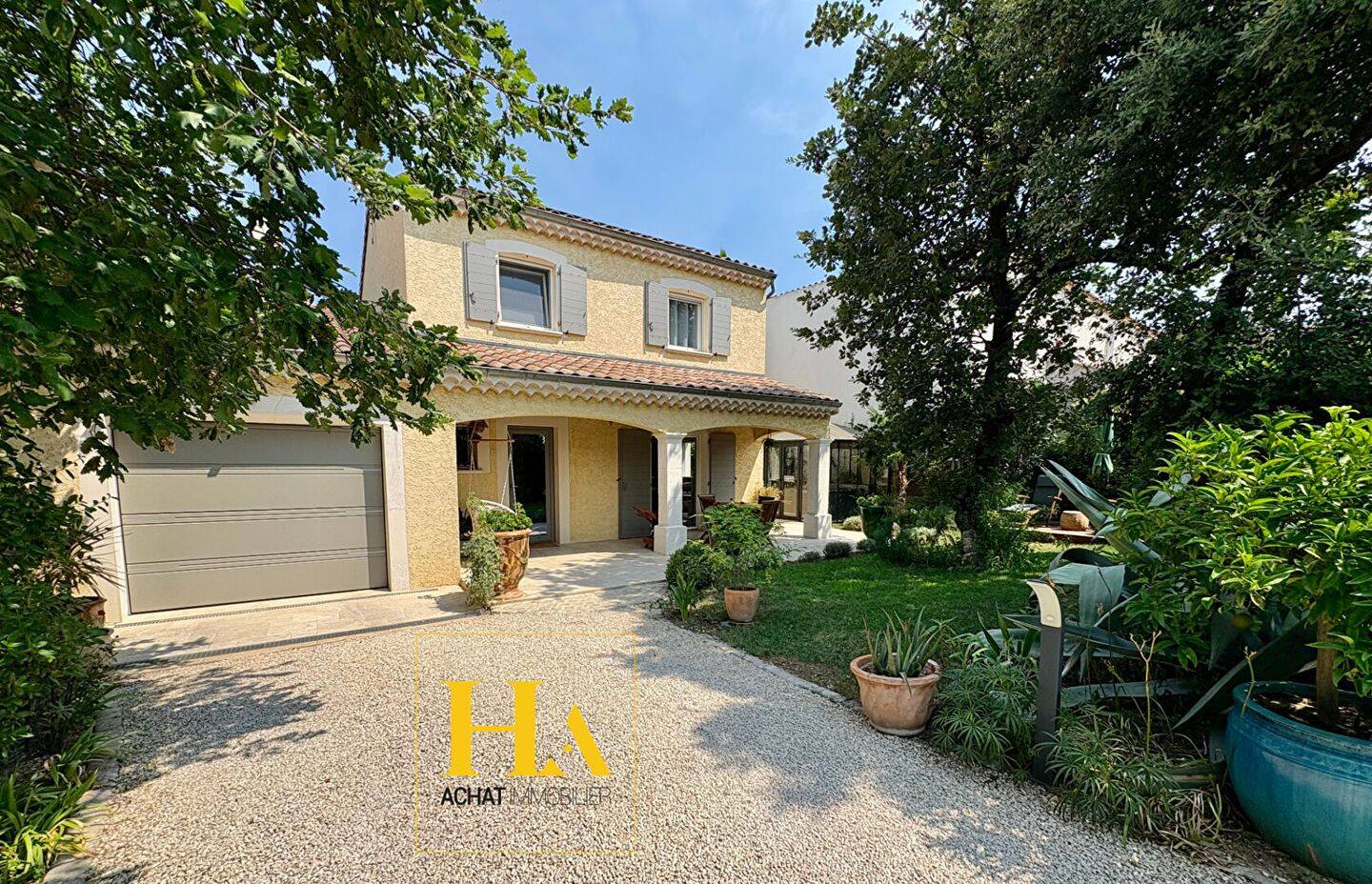 Maison 5 pièces 122 m² · à Saint-Paul-Trois-Châteaux · 122 m² · 430 000 €