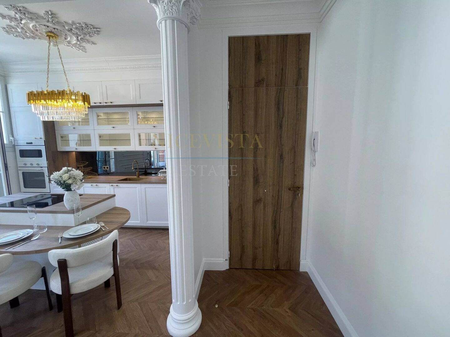 Appartement 3 pièces 66 m² · à Beausoleil · 66 m² · 700 000 €