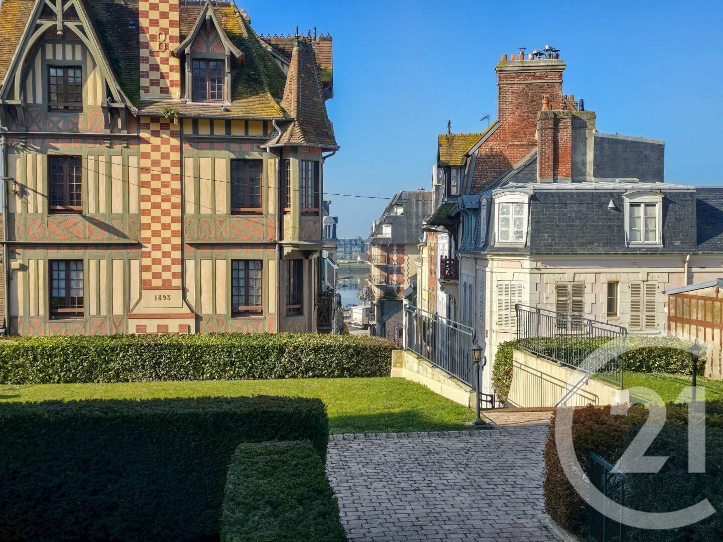 Appartement 4 pièces 75 m² · à Trouville-sur-Mer · 75,4 m² · 595 000 €