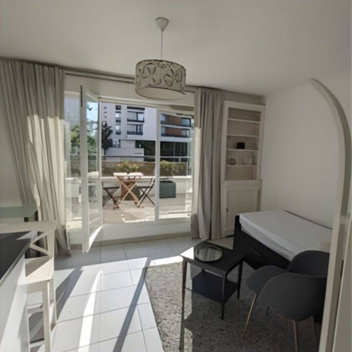 Appartement 1 pièce 25 m² · à Bois-Colombes · 25 m² · 1 050 €/mois