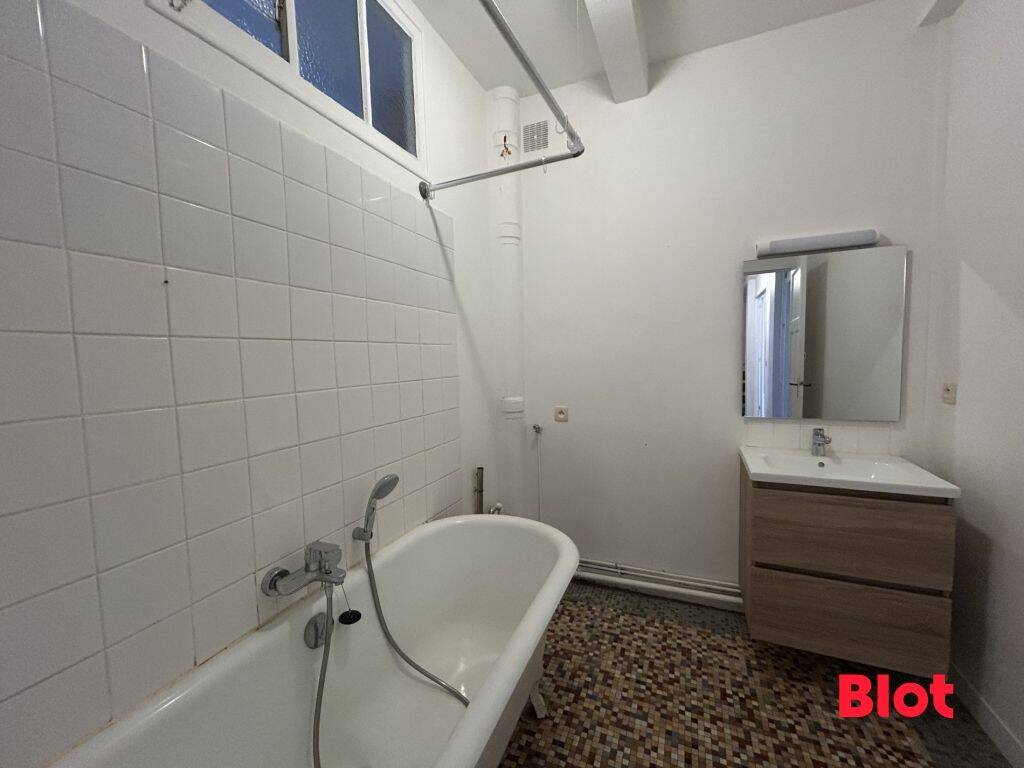 A LOUER - RENNES SAINT HELIER - APPARTEMENT T4 — 6