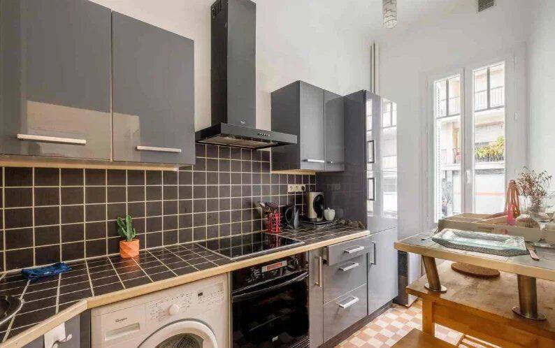 Appartement 1 pièce 28 m² · à Nice · 28 m² · 855 €