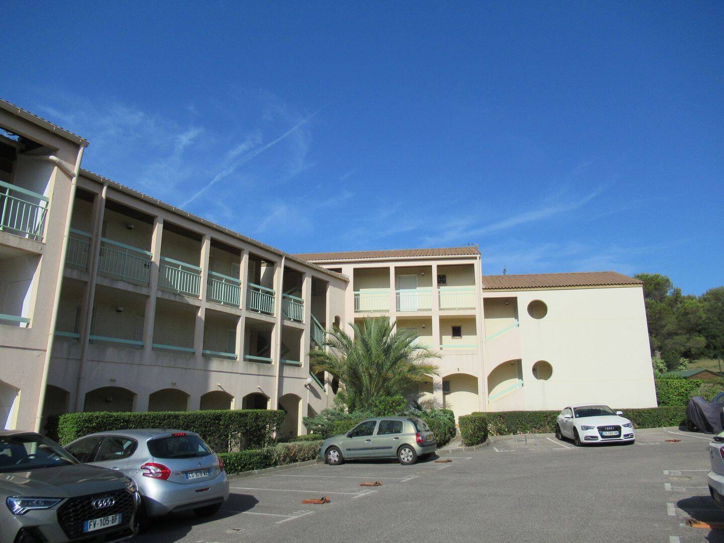 Appartement 2 pièces 24 m² · à Sausset-les-Pins · 24 m² · 740 €