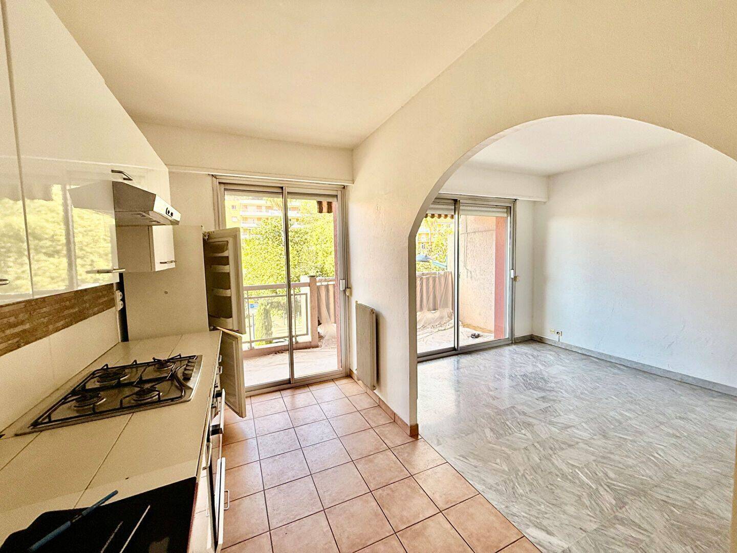 Appartement 3 pièces 57 m² · à Menton · 57 m² · 249 950 €