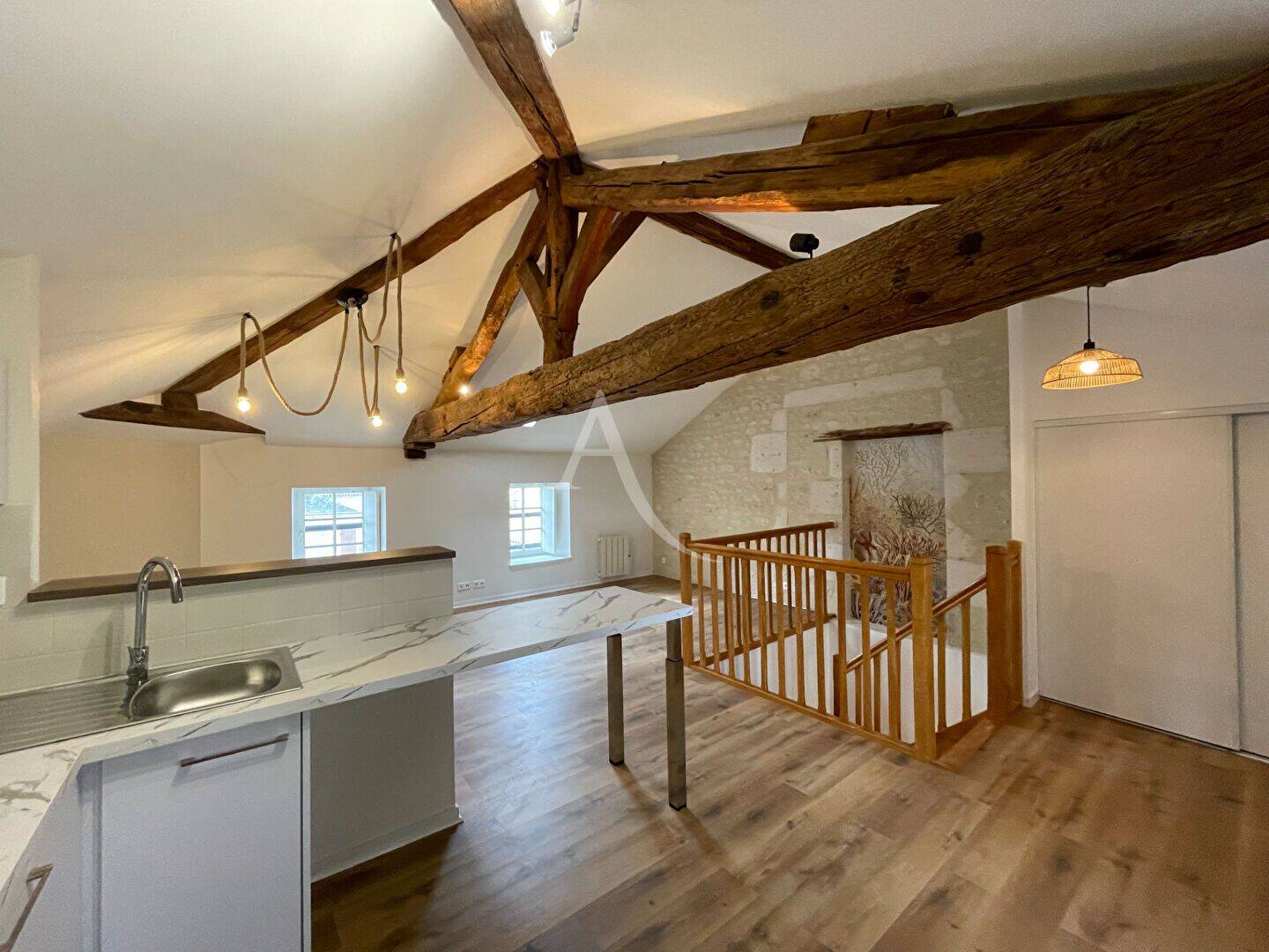 Appartement 3 pièces 78 m² · à Fontenay-le-Comte · 77,7 m² · 660 €/mois