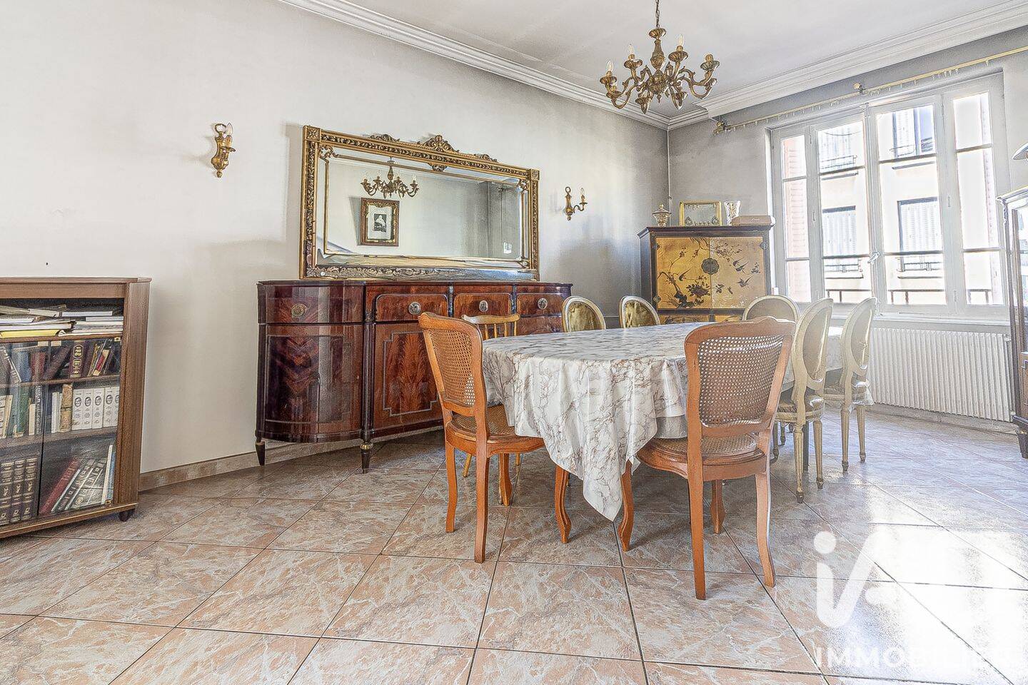 Maison 7 pièces 201 m² · à Villeurbanne · 201 m² · 700 000 €