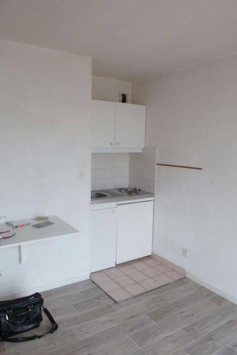 Appartement 1 pièce 21 m² · à Dijon · 21 m² · 400 €