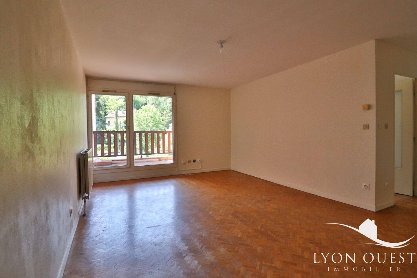 Appartement 2 pièces 56 m² · à Charbonnières-les-Bains · 56 m² · 240 000 €