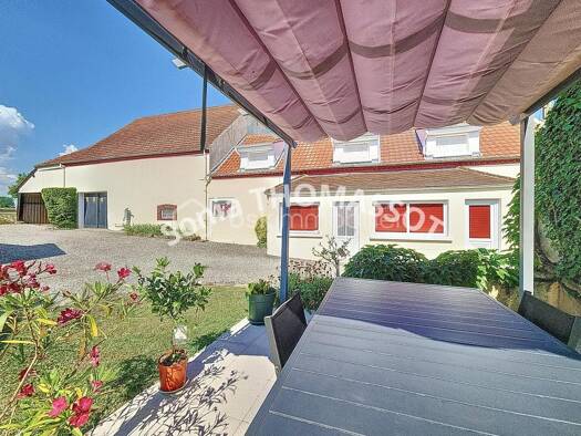 Maison à vendre 244 000 € 5 pièces 3 chambres 130 m² Brazey-en-Plaine 21470