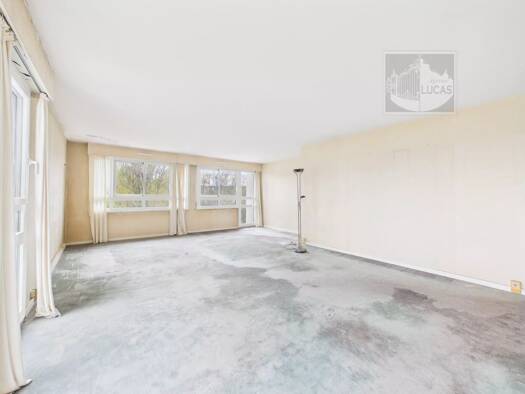 Appartement à vendre 250 000 € 3 chambres Étage 5/15 La Tournelle-Clos de Verrieres Verrières-le-Buisson 91370