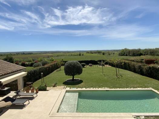 Maison à vendre 815 000 € 5 pièces 4 chambres 120 m² 1 401 m² de terrain Uzès 30700