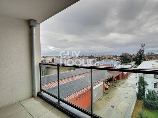 Appartement à vendre 240 000 € 3 pièces 2 chambres 58 m² Étage 4/5 Lyon 3ème arrondissement 69003