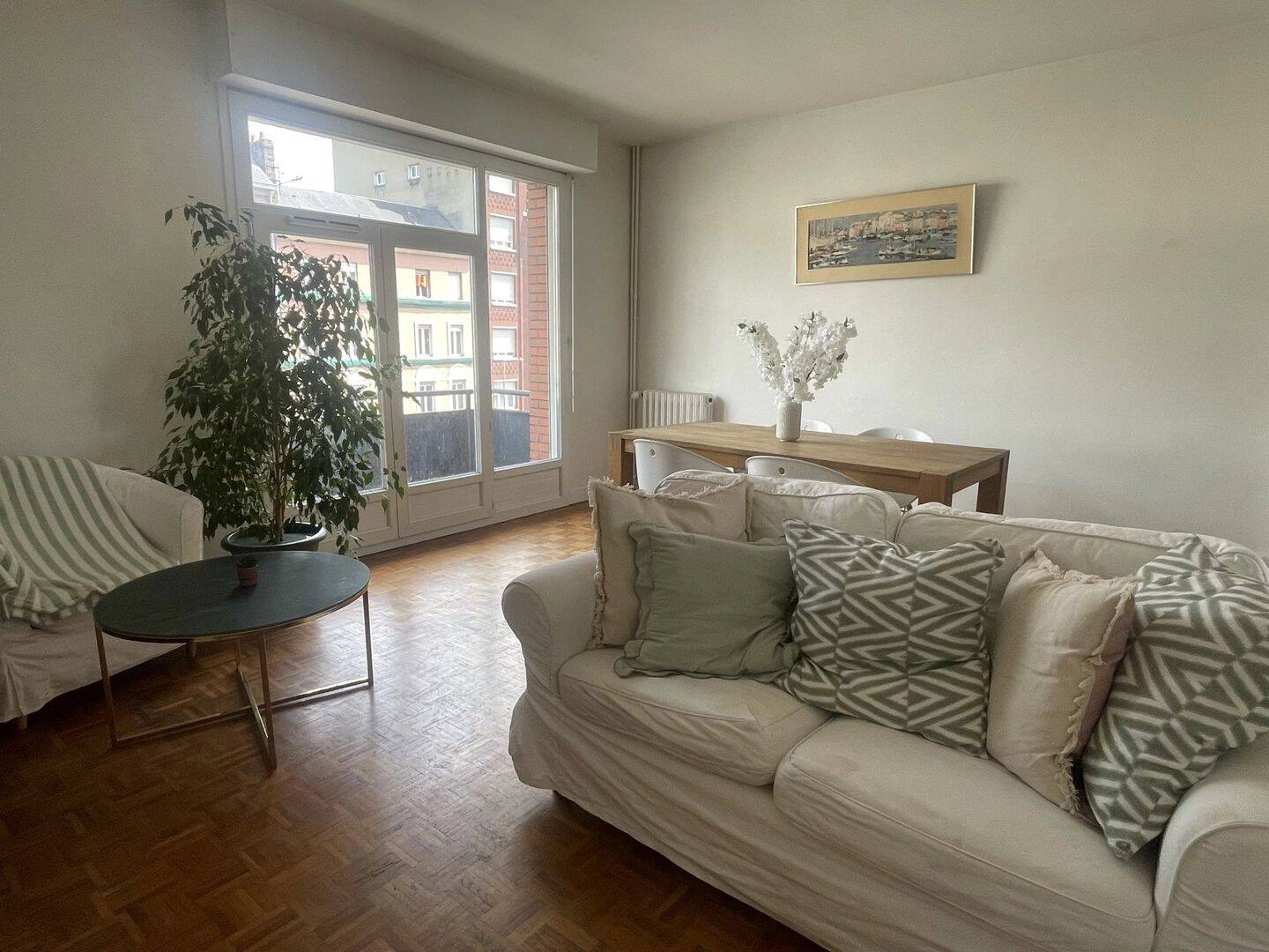 4 pièces 84 m² · à Rouen · 84,3 m² · 480 €