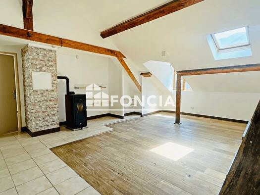Appartement à vendre 210 000 € 4 pièces 3 chambres 87,3 m² Étage 3/3 Moûtiers 73600