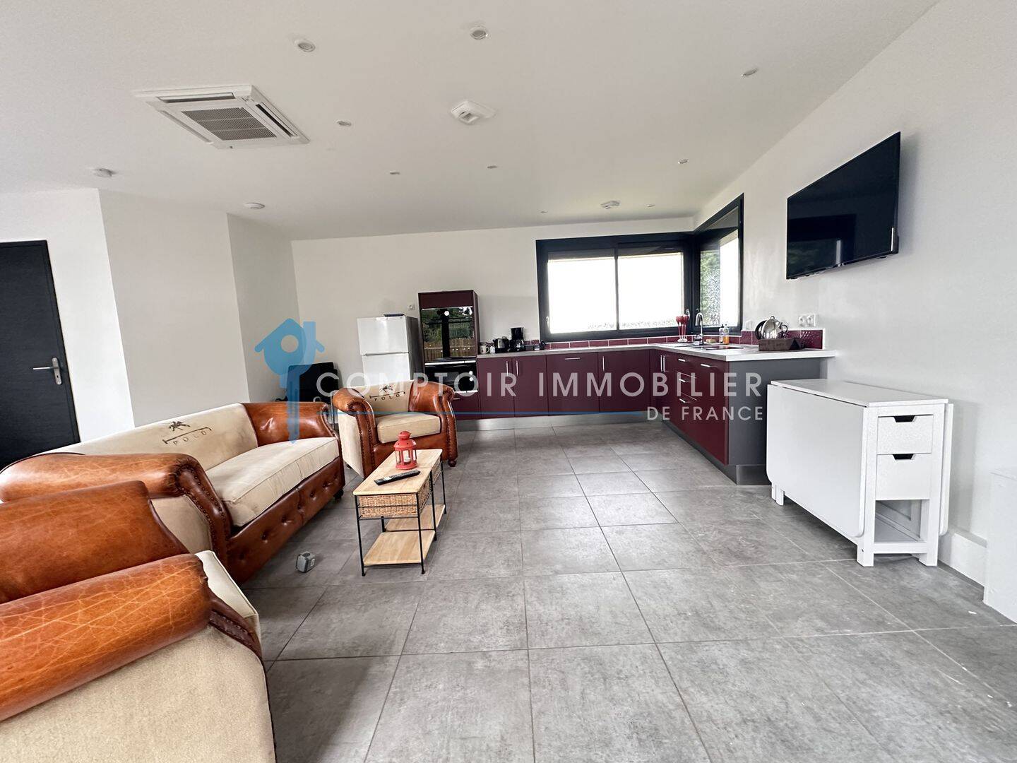 Appartement 1 pièce 41 m² · à Auneau-Bleury-Saint-Symphorien · 41,2 m² · 650 €/mois