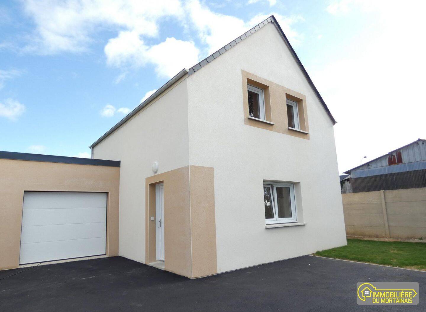 Maison 4 pièces 79 m² · à Saint-Hilaire-du-Harcouët · 79,4 m² · 780 €/mois
