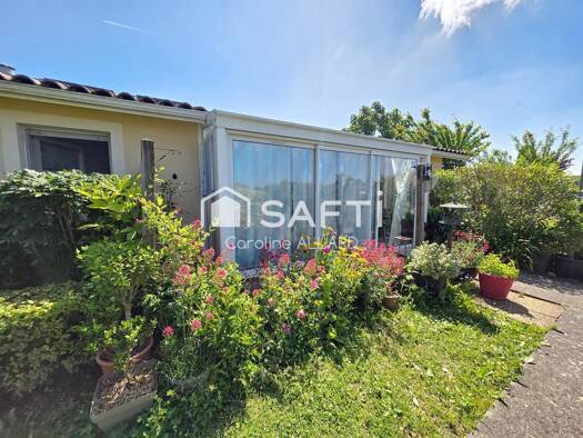 Maison de plain-pied à vendre 175 000 € 3 pièces 2 chambres 74 m² 104 m² de terrain Lombez 32220