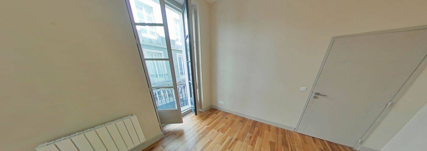 Appartement 4 pièces — 8