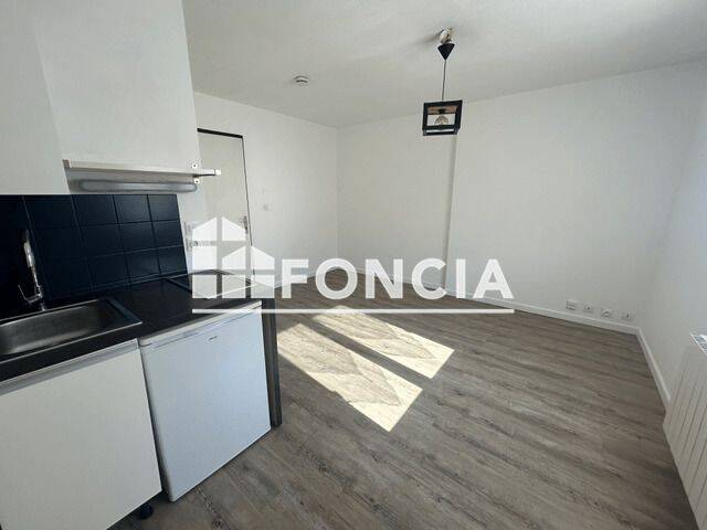 Appartement 1 pièce 18 m² · à Grenoble · 17,7 m² · 364 €