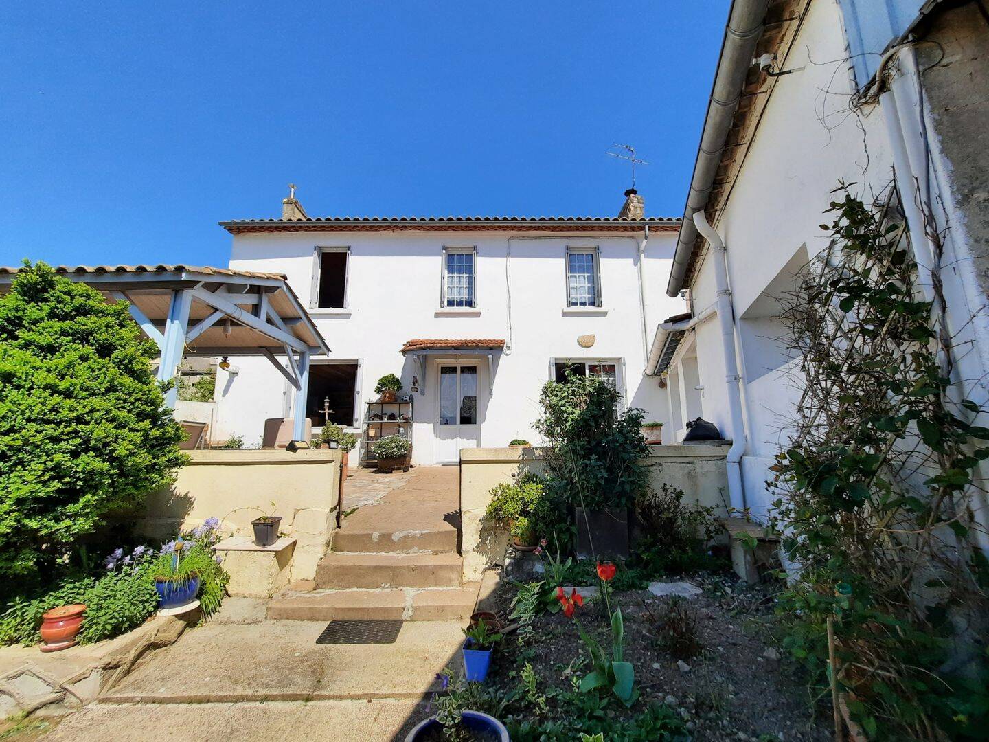 Maison 6 pièces 193 m² · à Rauzan · 193 m² · 249 100 €