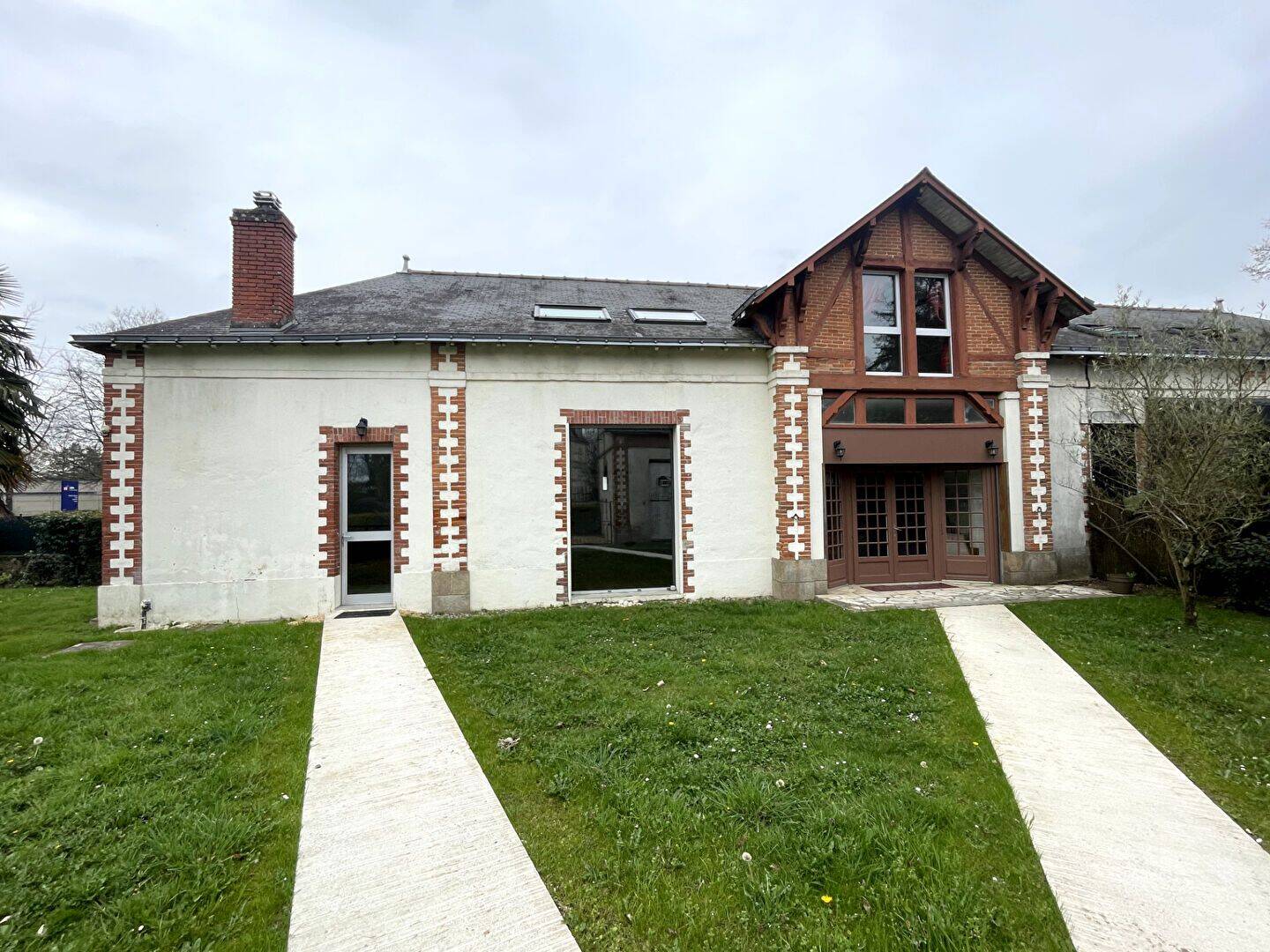 Maison 6 pièces 165 m² · à Carquefou · 165 m² · 1 480 €