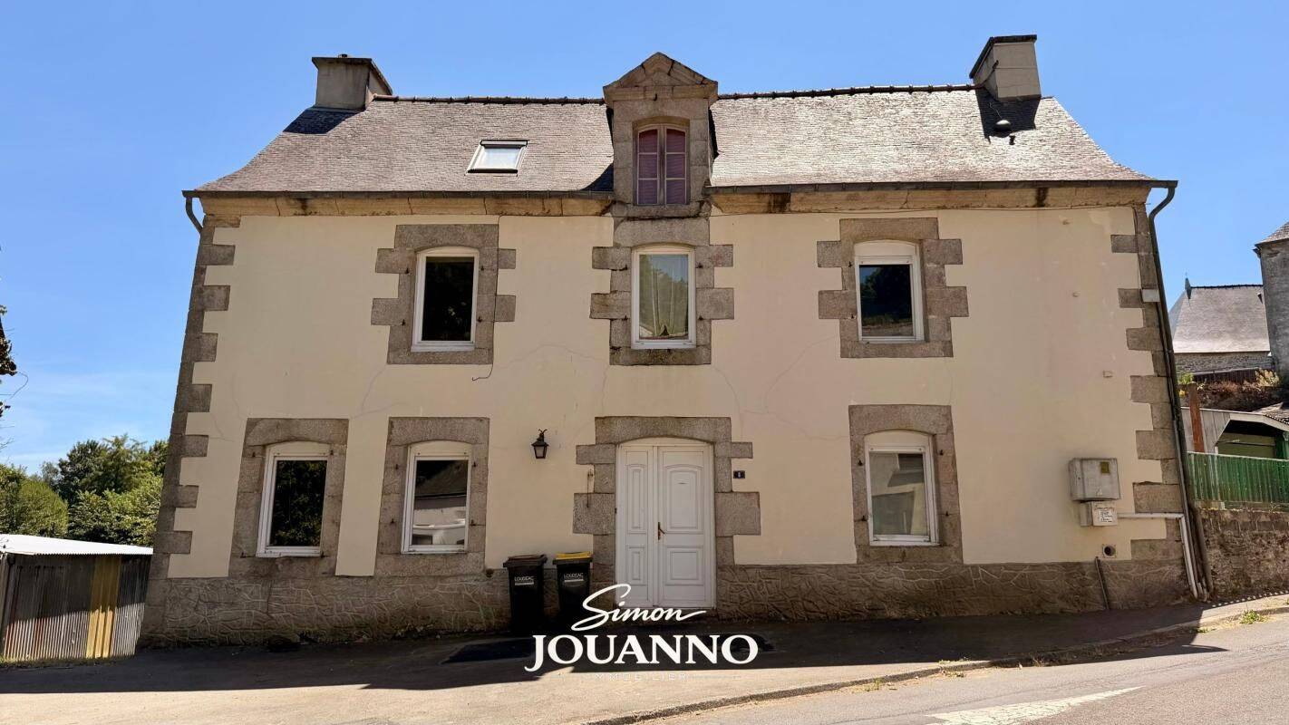Maison 5 pièces 135 m² · à Saint-Caradec · 135 m² · 149 000 €
