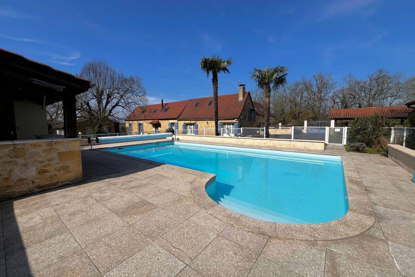 Maison 6 pièces 209 m² · à Gourdon · 209 m² · 676 000 €