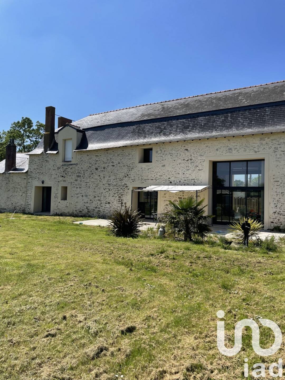 Maison 10 pièces 252 m² · à Héric · 252 m² · 439 000 €