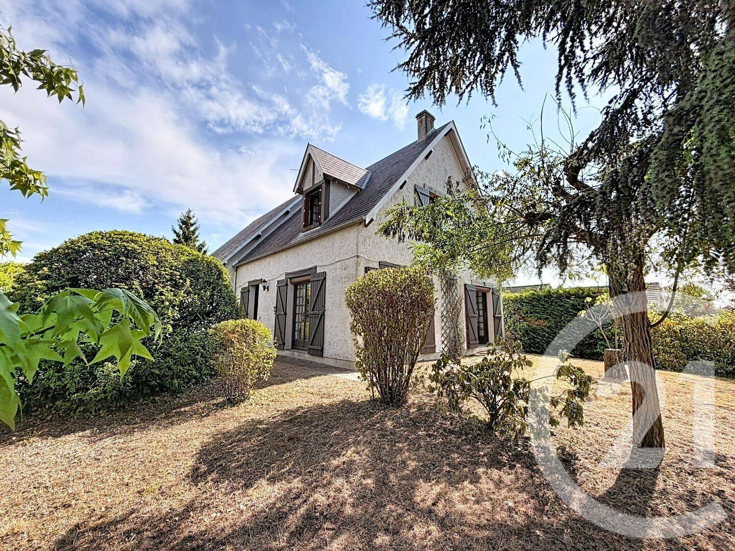 Maison 5 pièces 147 m² · à Châteauneuf-sur-Loire · 146,6 m² · 256 800 €