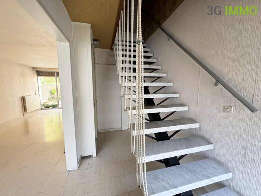 Maison à vendre 143 000 € 6 pièces 5 chambres 146 m² 376 m² de terrain Montplaisir-Sous Le Bois-Douzies-Faubourg Saint Quentin Maubeuge 59600