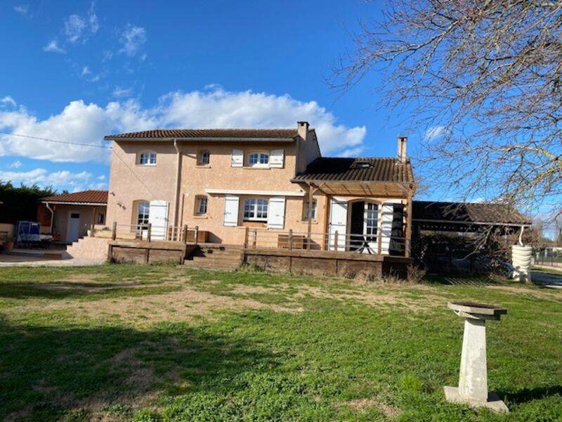 Maison 9 pièces 228 m² · à Lempaut · 228 m² · 385 000 €