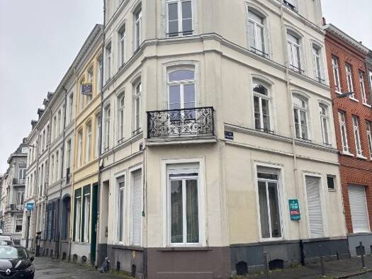 Appartement à vendre 211 000 € 3 pièces 2 chambres 43 m² Étage 3/3 Centre Lille 59000