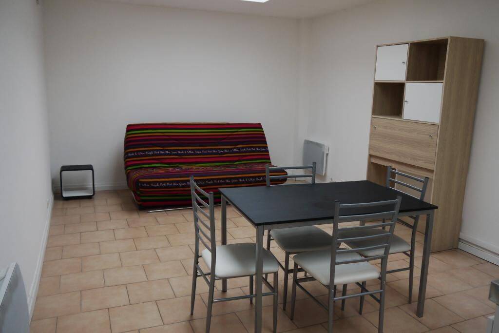 Appartement 1 pièce 28 m² · à Loos · 28 m² · 595 €/mois