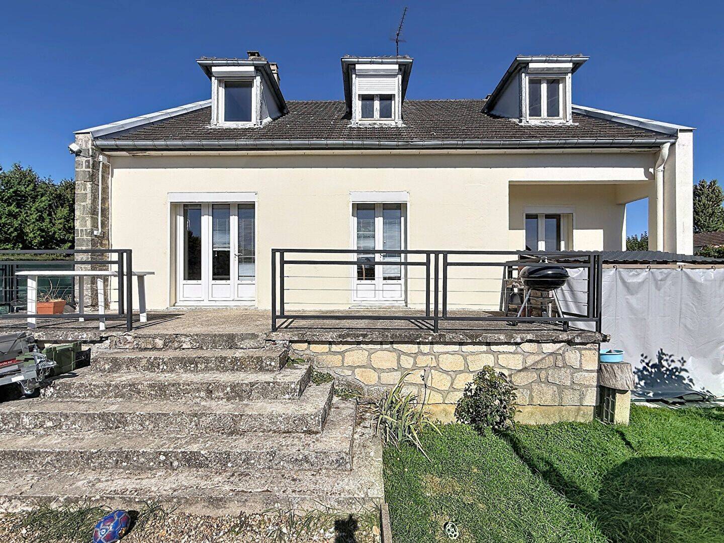 Maison 7 pièces 148 m² · à Chaumont-en-Vexin · 148 m² · 217 000 €