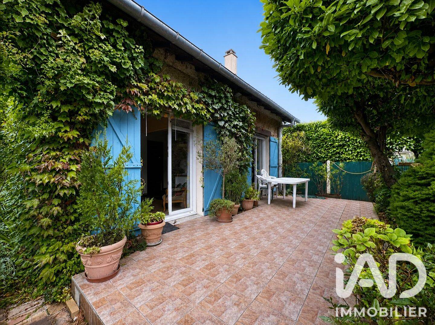 Maison 6 pièces 130 m² · au Mesnil-le-Roi · 130 m² · 790 000 €