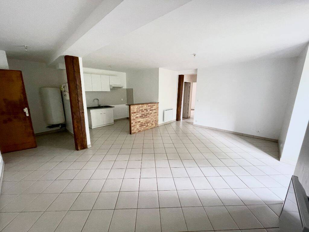 Appartement 3 pièces 65 m² · à Saclas · 65 m² · 860 €/mois
