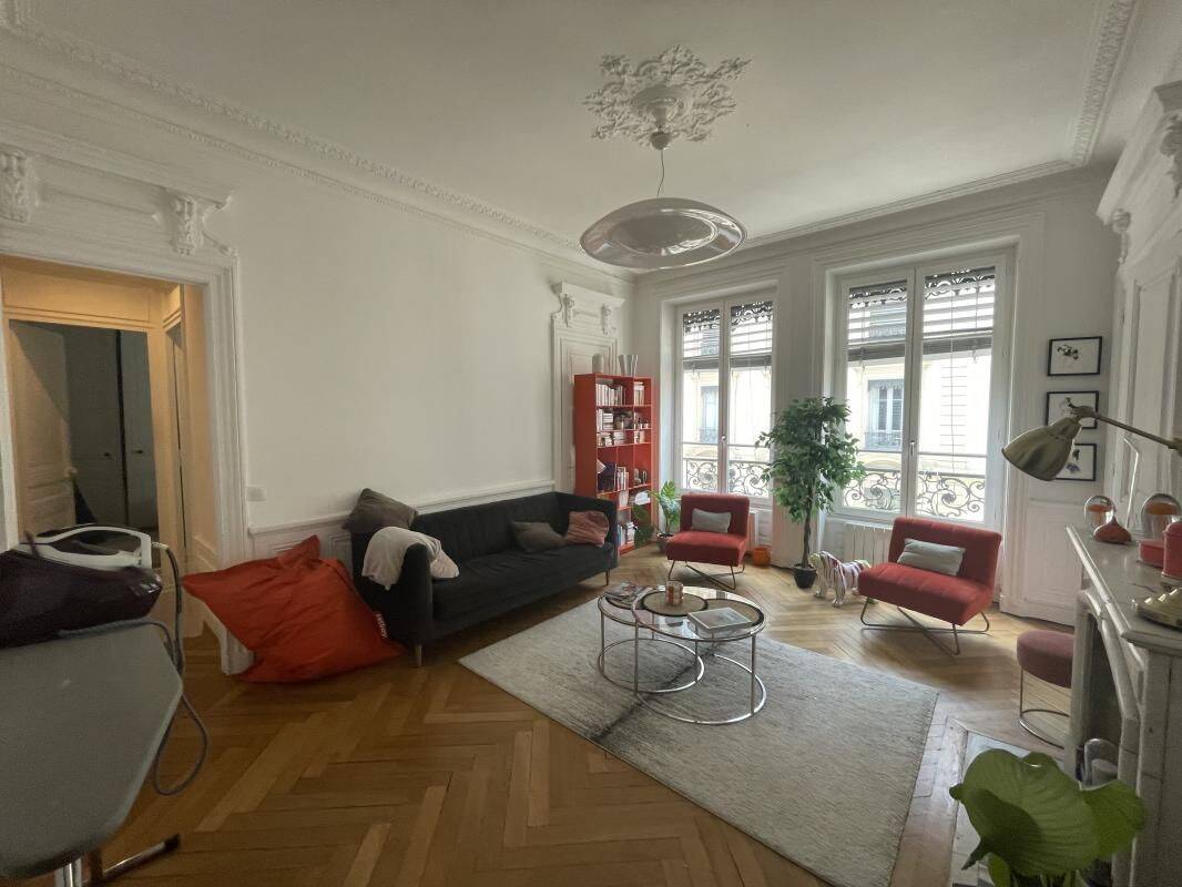 Appartement 5 pièces 130 m² · à Lyon 2ème Arrondissement · 130 m² · 2 526 €/mois