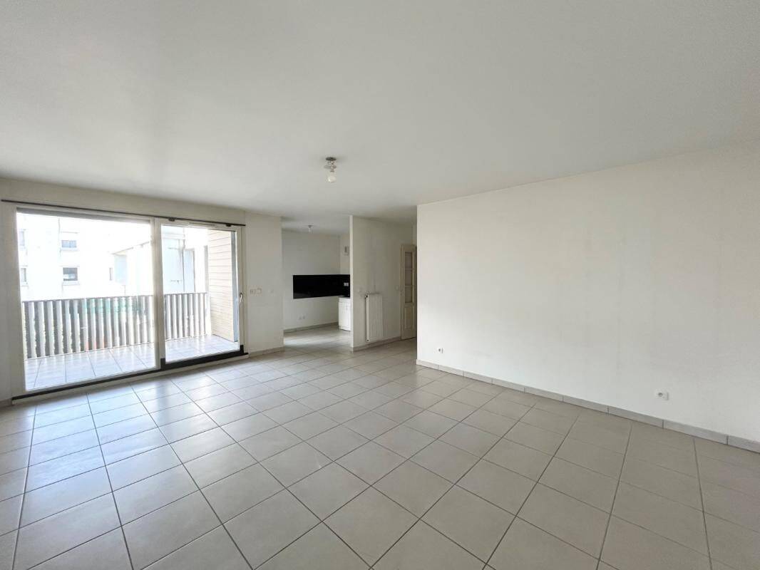 Appartement 3 pièces 72 m² · à Grenoble · 72 m² · 1 136 €