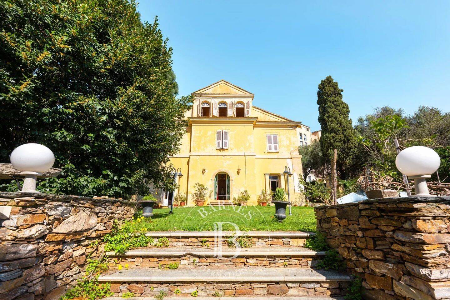 Maison 9 pièces 224 m² · à Bastia · 224 m² · 1 800 000 €
