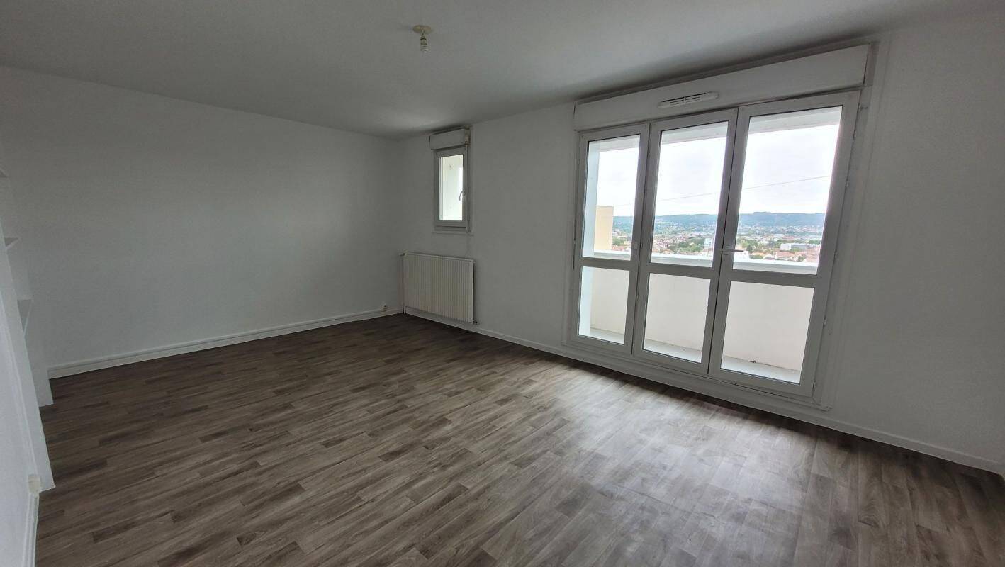 Appartement 3 pièces 66 m² · à Montluçon · 66 m² · 628 €/mois