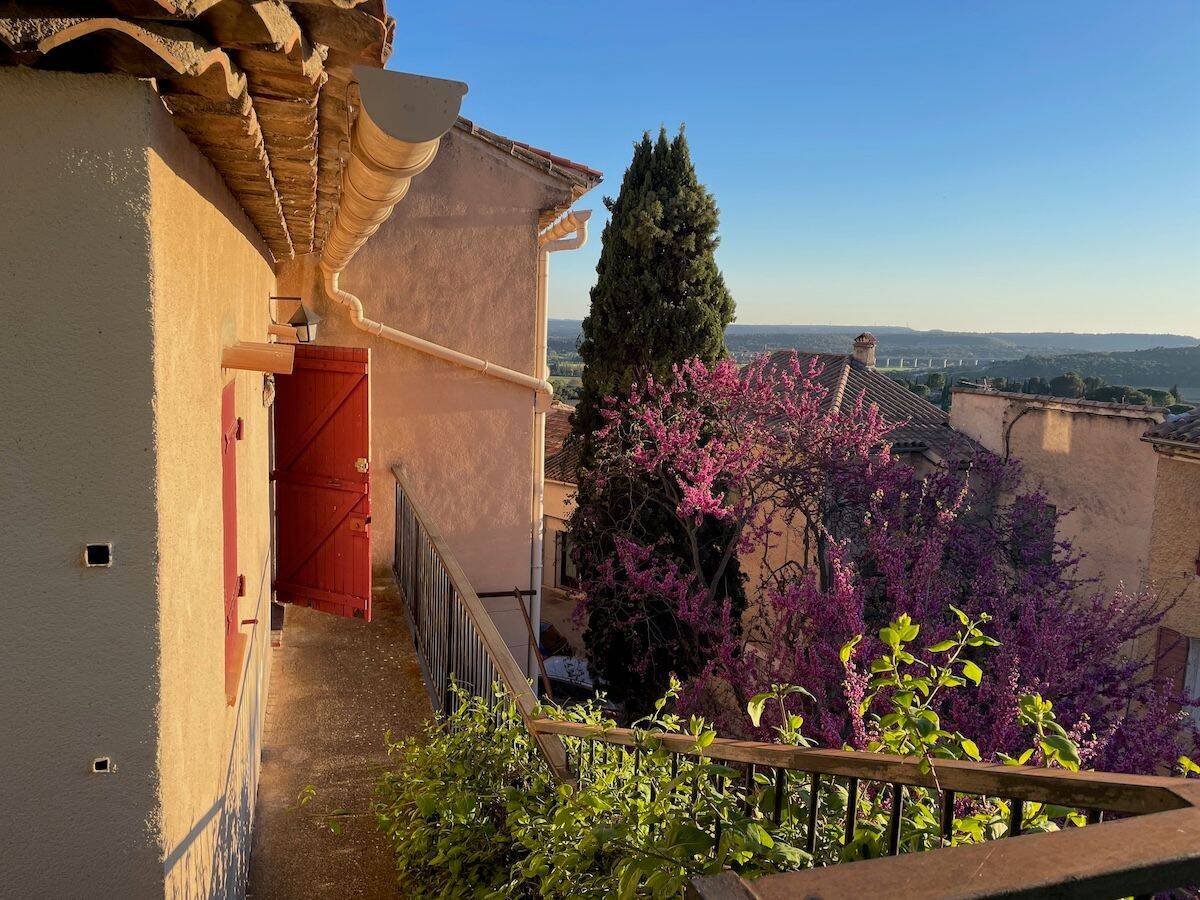 Appartement 2 pièces 57 m² · à Éguilles · 57 m² · 925 €/mois