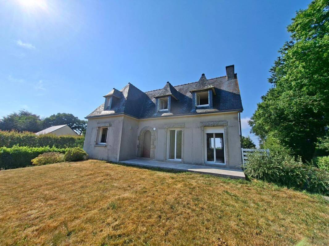 Maison 5 pièces 110 m² · à Plonévez-du-Faou · 110 m² · 750 €/mois