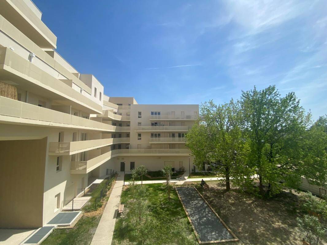 Appartement 2 pièces 43 m² · à Cenon · 43 m² · 738 €/mois